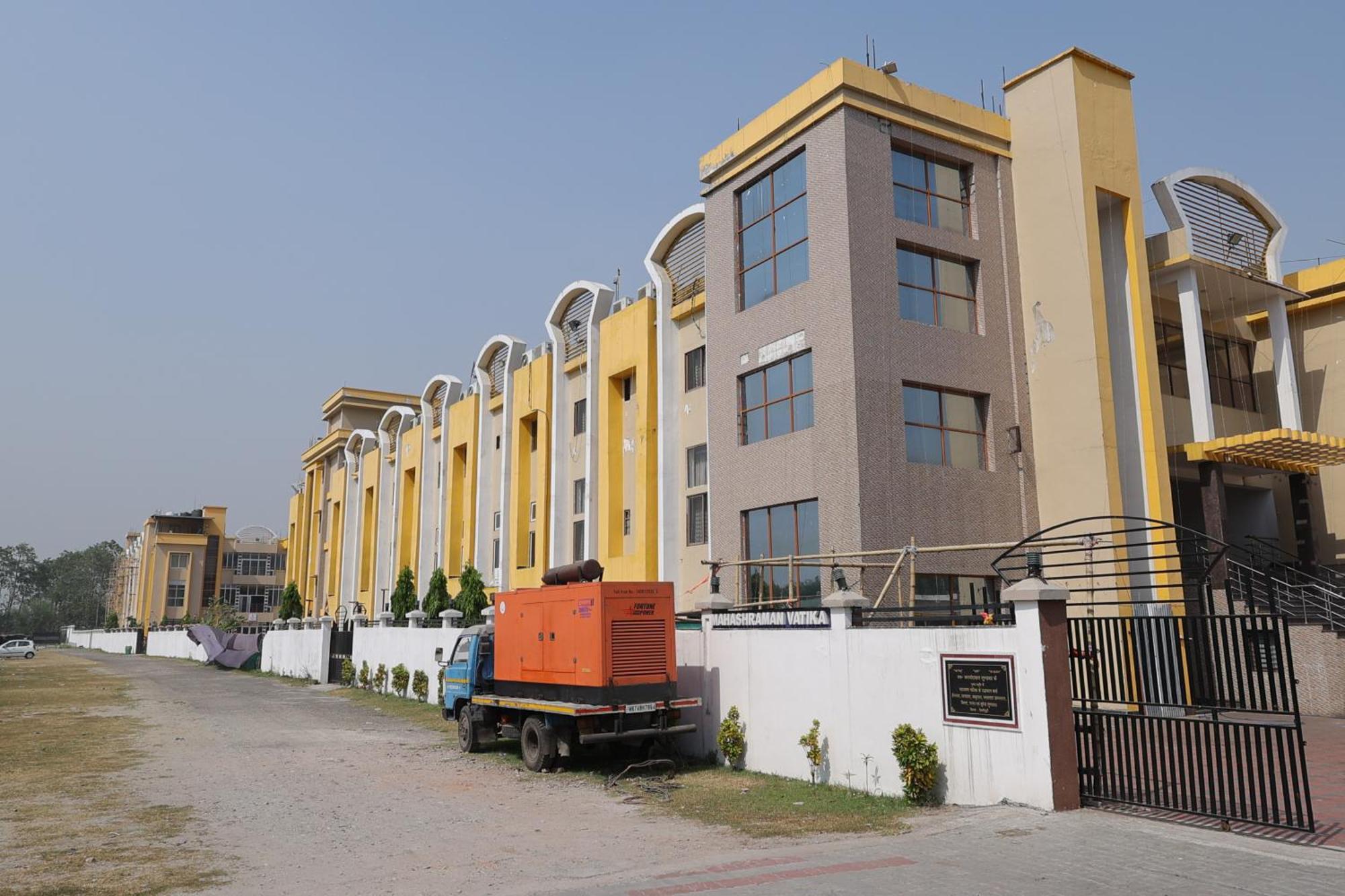Maryada Maitri Resort -100 Rooms & 3 Banquets Shiliguri Exterior foto